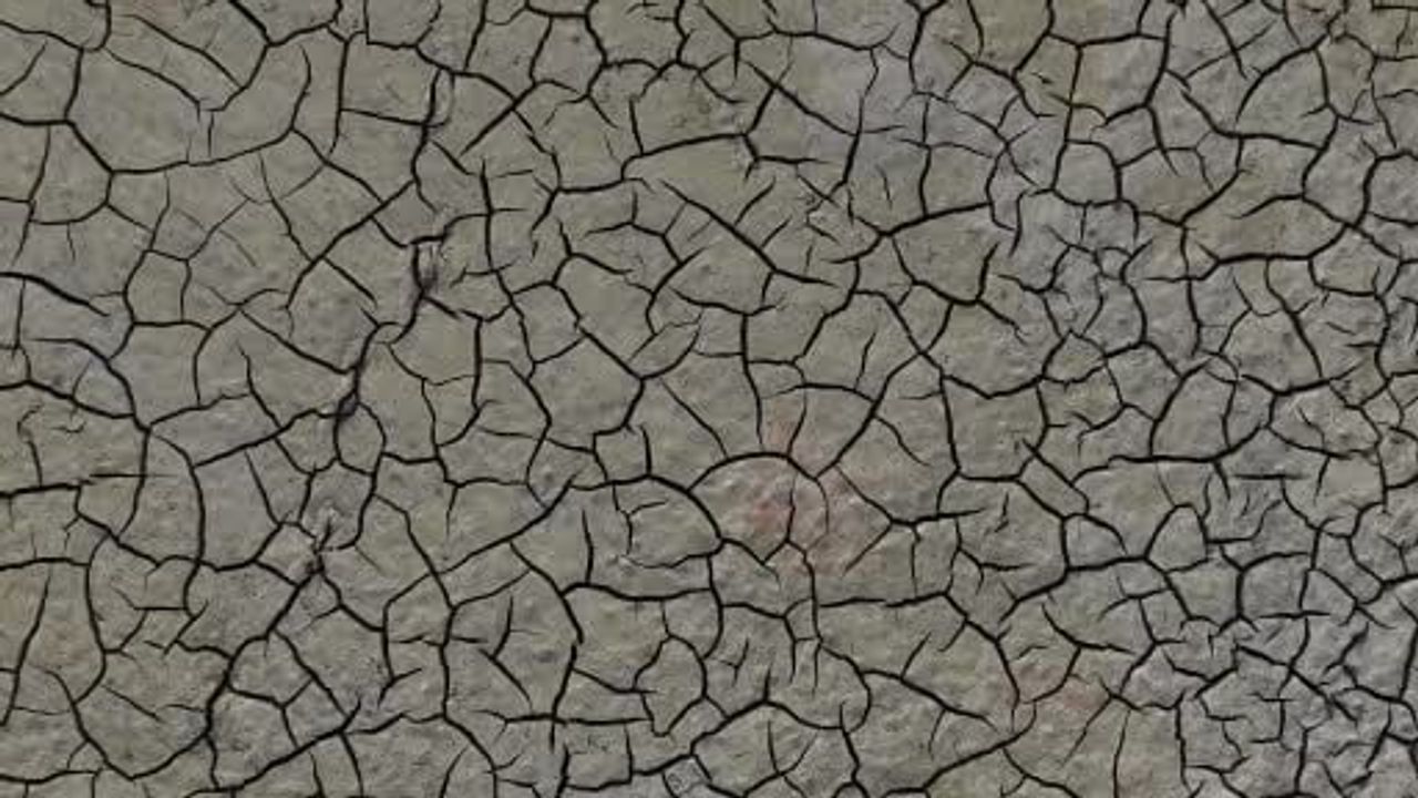 İstanbul'da Isı Adaları Su Krizini Derinleştiriyor: Barajlar %17'ye Düştü