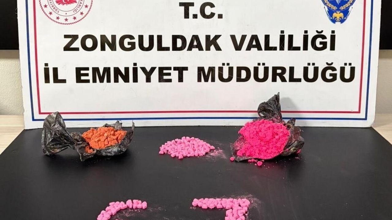 İstanbul’dan Ereğli’ye 3 bin 152 Extacy Getiren Sevgililer Tutuklandı