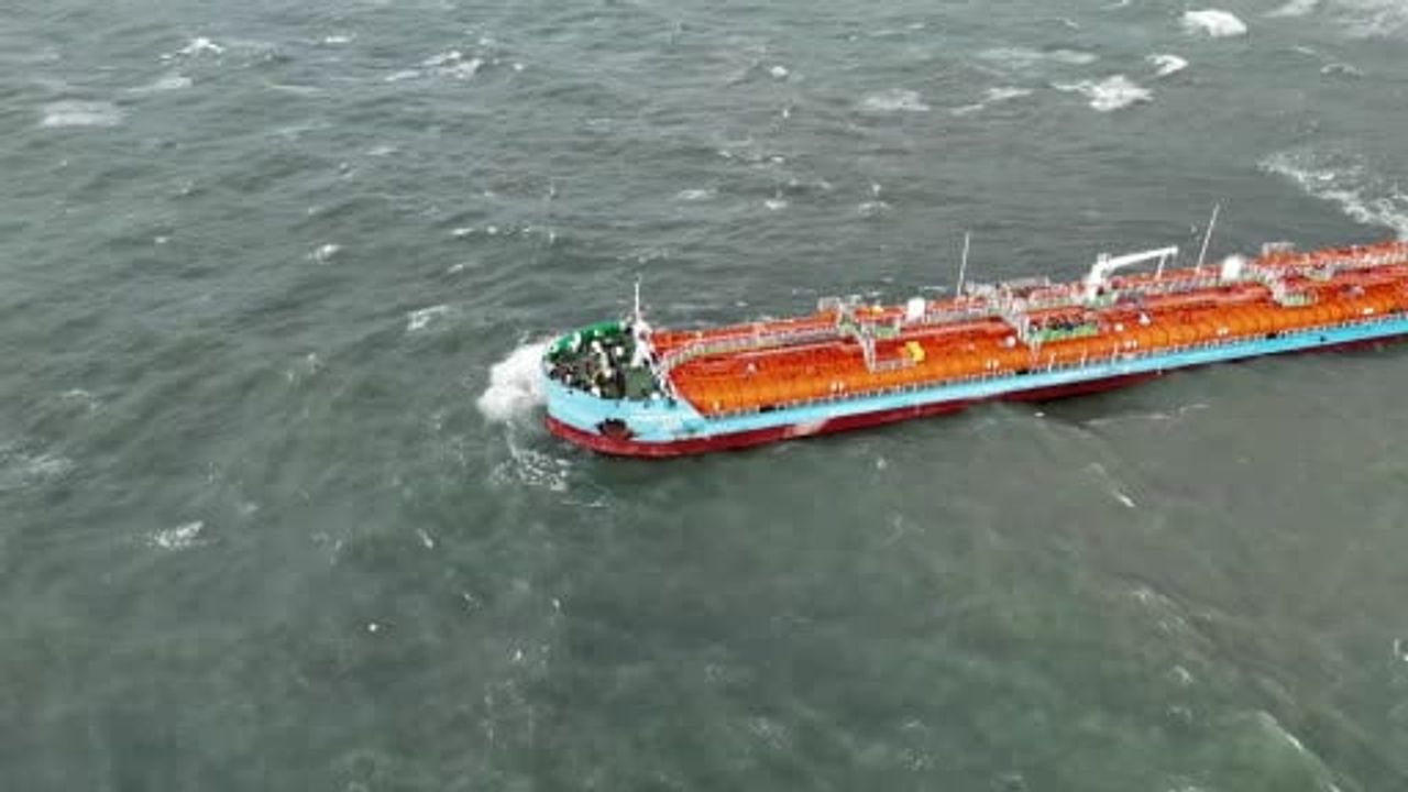 İstanbul Florya'da İki Tanker Acil Durum Çağrısı