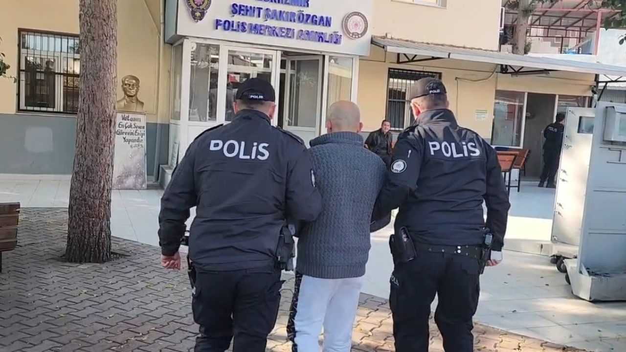 İzmir'de Aranan 2 Şüpheli Kıskıvrak Yakalandı — 16 Yıl ve 10 Yıl Kesinleşmiş Hapis