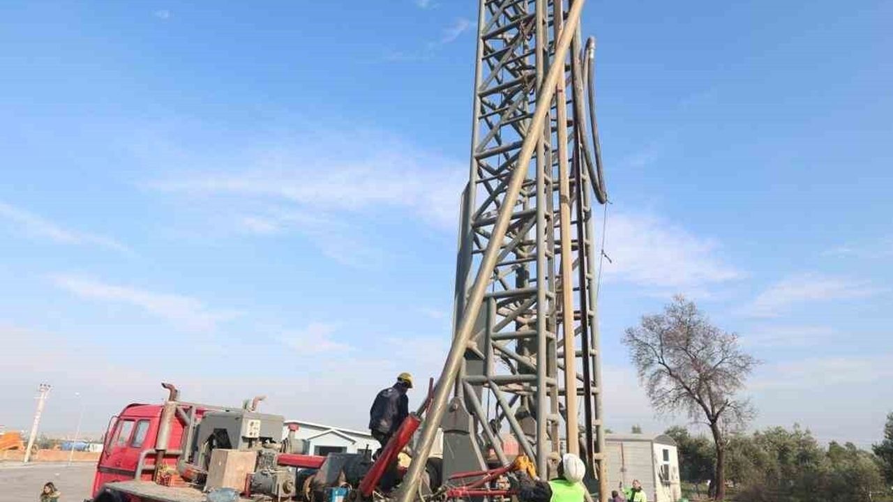 İzmir'de Kuraklıkla Mücadele: İZSU 15 Yeni Sondaj Kuyusu Açıyor