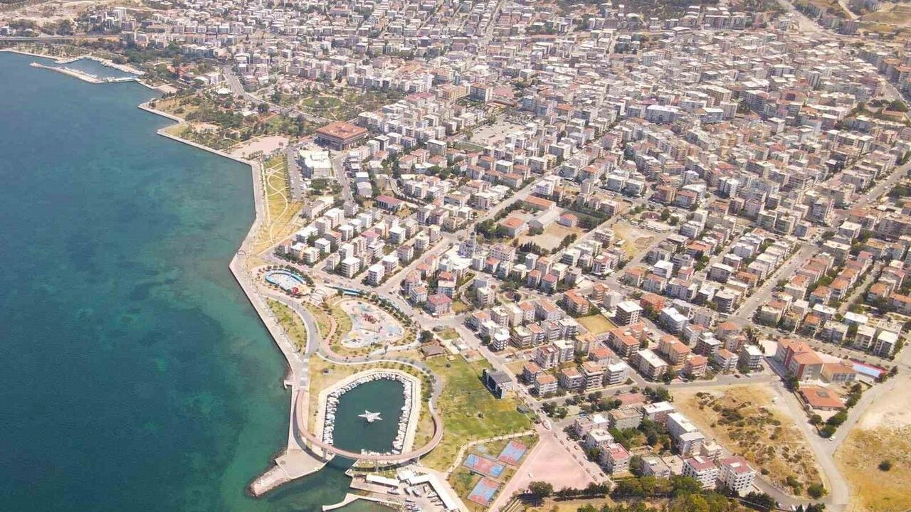İzmir Konut Satışları Kasım 2025'te %0,5 Azaldı — 8 bin 540 Konut