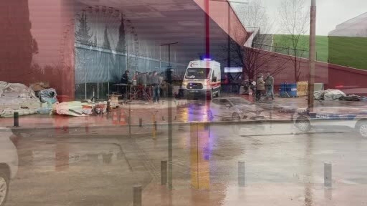 İzmit'te işçi 3 metre derinliğindeki boş akvaryuma düştü