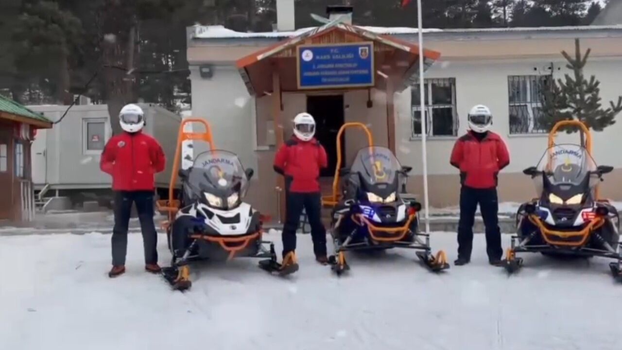 JAK Timleri Sarıkamış’ta Hazır Kıta