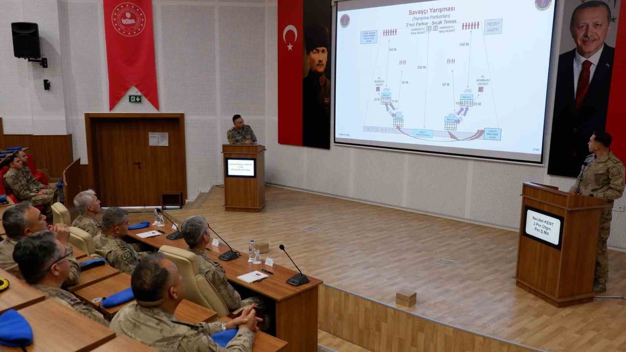Jandarma Genel Komutanlığı'nın 'Savaşçı Yarışması' Foça'da başladı
