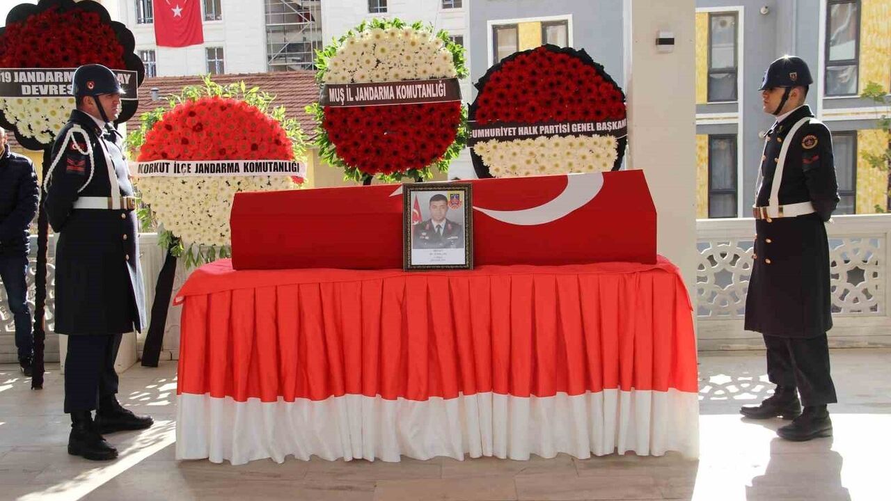 Jandarma Üsteğmen Ali Kablan Çorum’da Son Yolculuğuna Uğurlandı