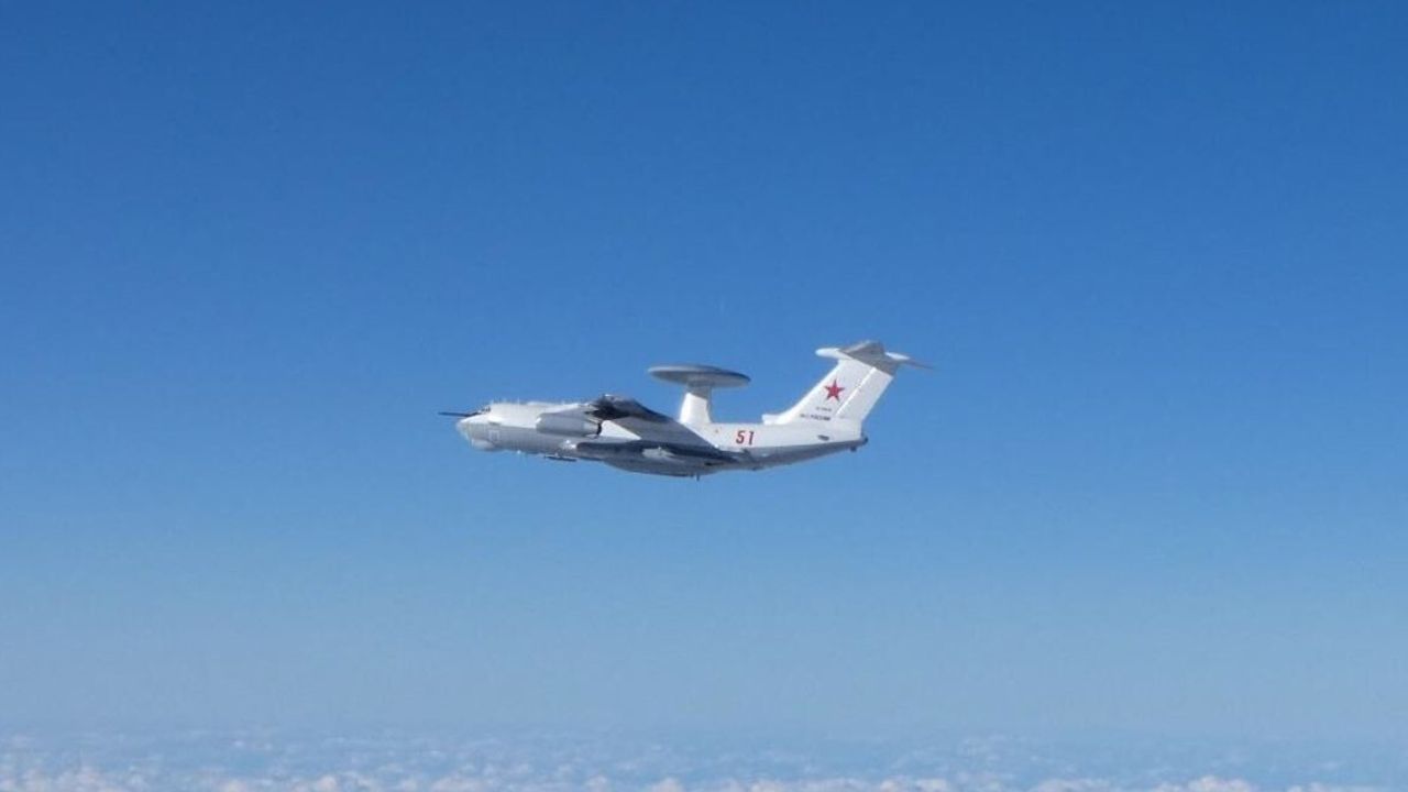 Japonya, Rusya ve Çin Uçaklarına Karşı Savaş Jetlerini Havalandırdı