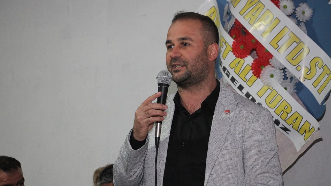 Kadir Girgin’den CHP Kula İlçe Başkanlığı’na Sert Çıkış: Esen Çınar Hedefte