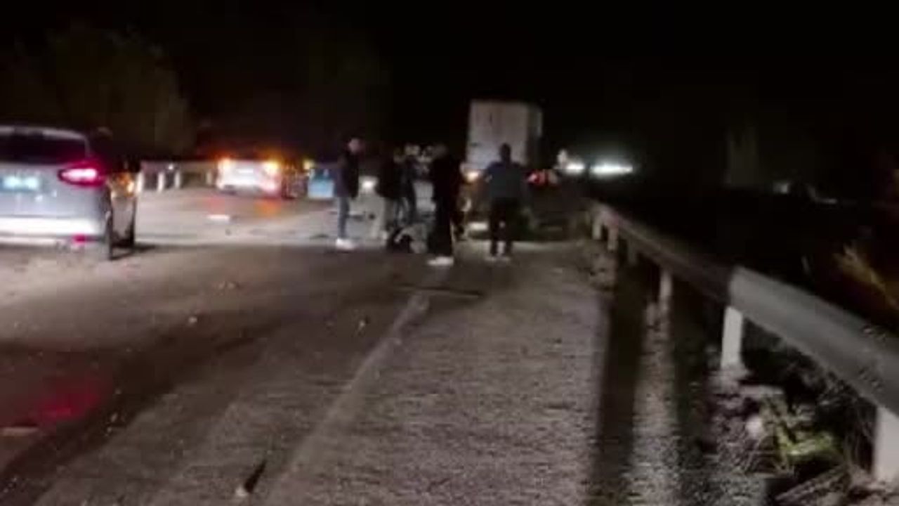 Kadirli'de Trafik Kazası: 1 Ölü, 2 Yaralı