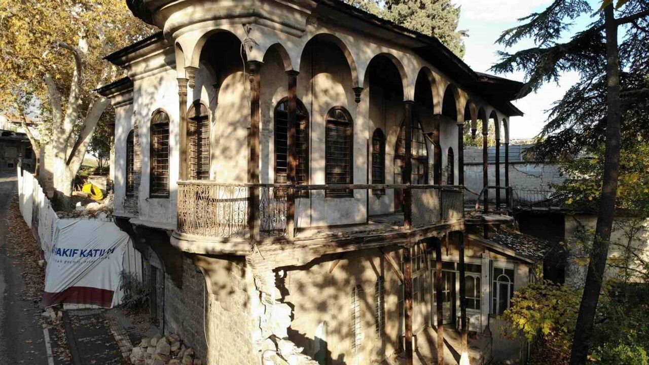 Kahramanmaraş'ta Asırlık Konaklar Restore Bekliyor
