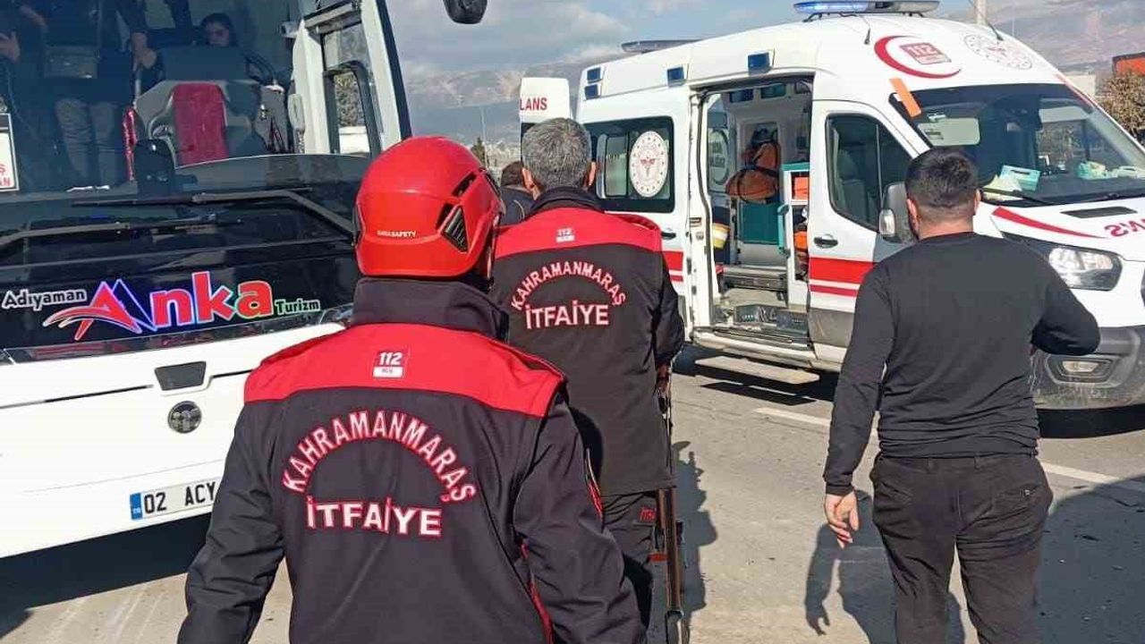 Kahramanmaraş’ta halk otobüsü devrildi: 13 yaralı, 4’ü ağır