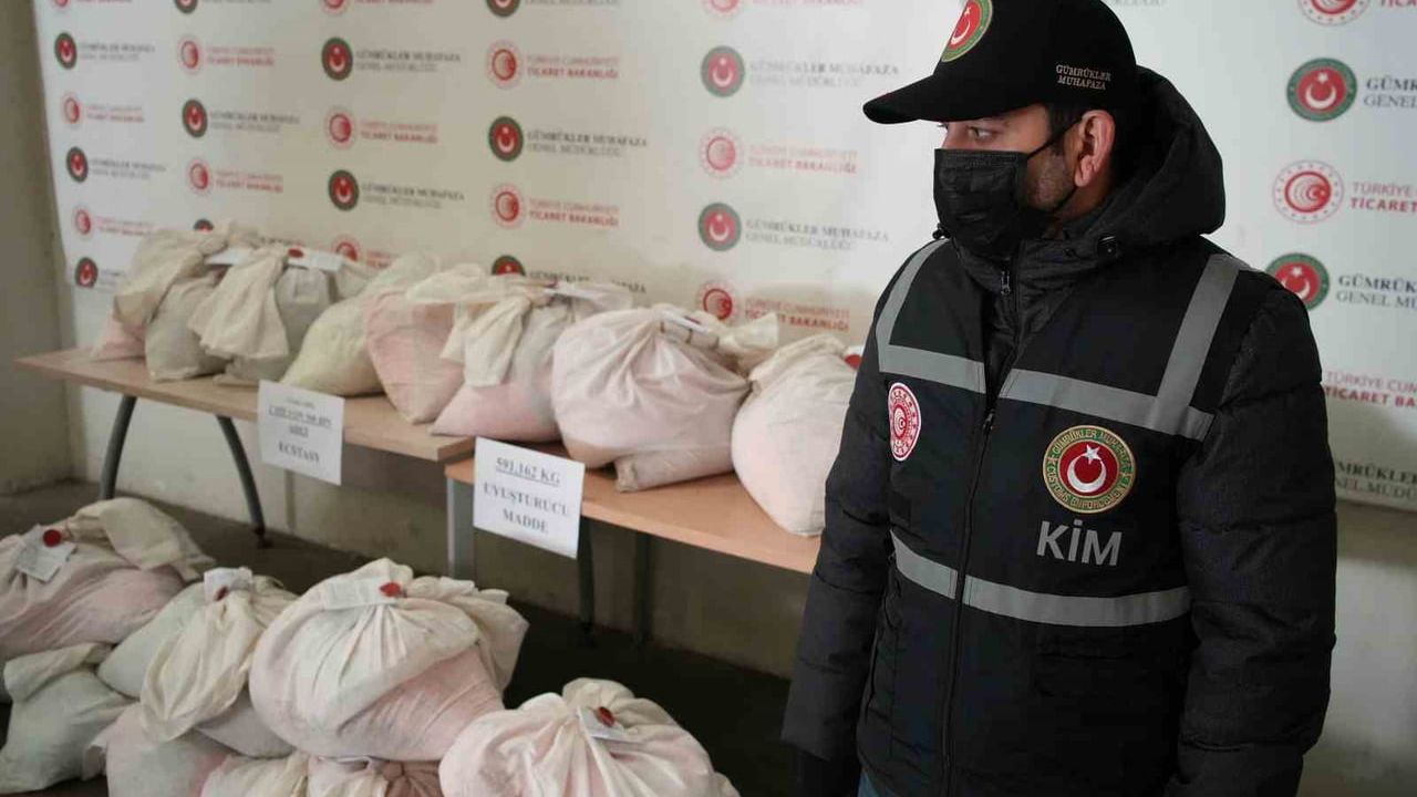 Kapıkule’de Dev Uyuşturucu Operasyonu: 2,5 Milyon Ecstasy Yakalandı