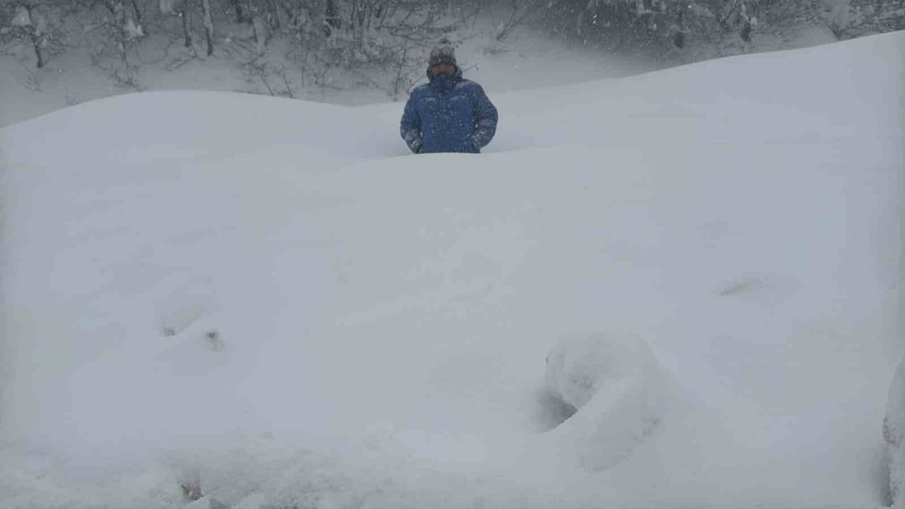 Karabük-Bartın Karayolu'nda Kar 1,5 Metreyi Aştı — Ulaşım Aksadı