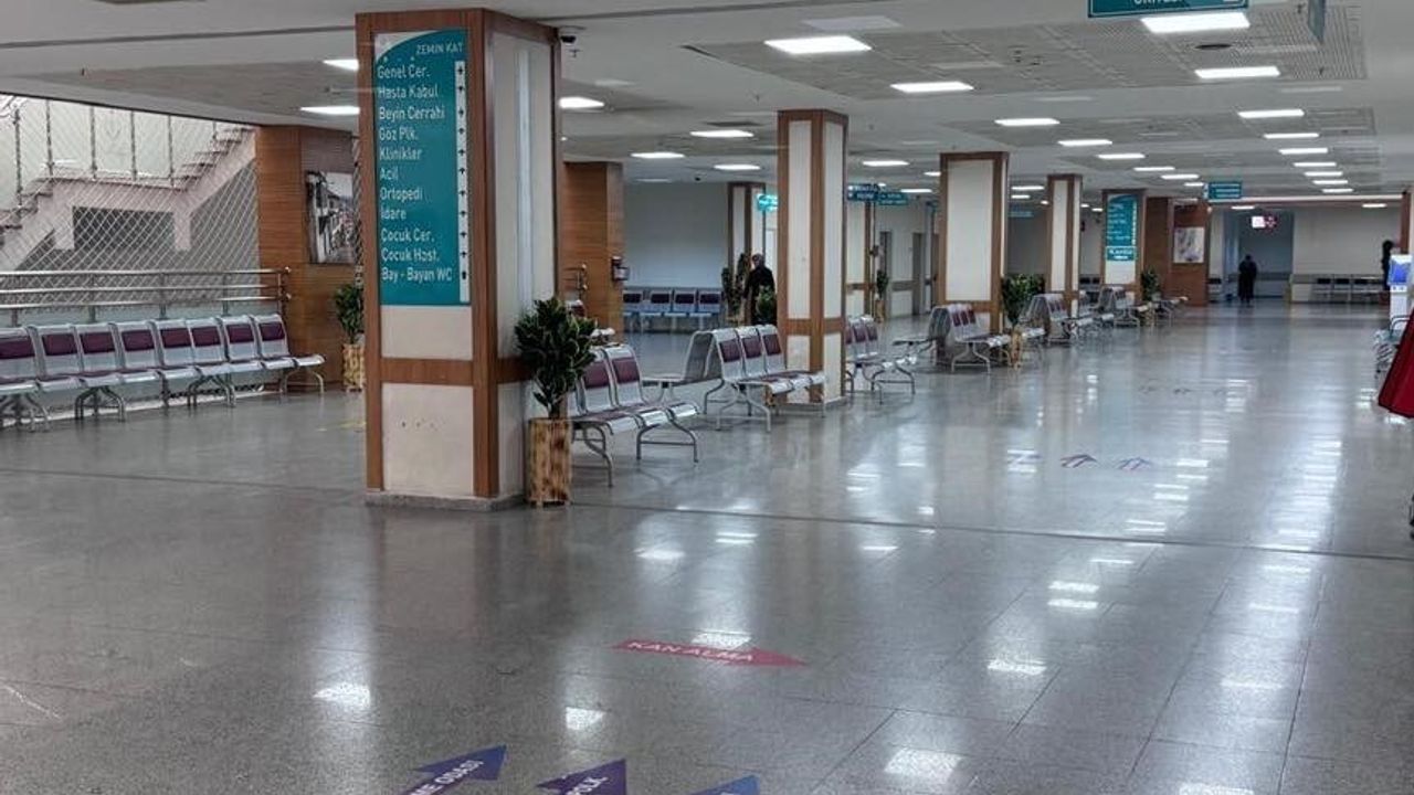 Karabük Eğitim ve Araştırma Hastanesi'nde Hasta Odaları Yenileniyor: 201 Oda, LED ve Engelli Düzenlemeleri