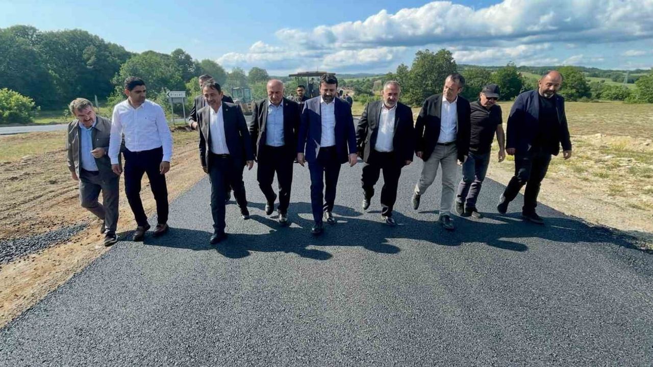 Karabük'te 2025'te Rekor Altyapı Hamlesi: 353 km Asfalt, 530 bin 850 Ton Agrega