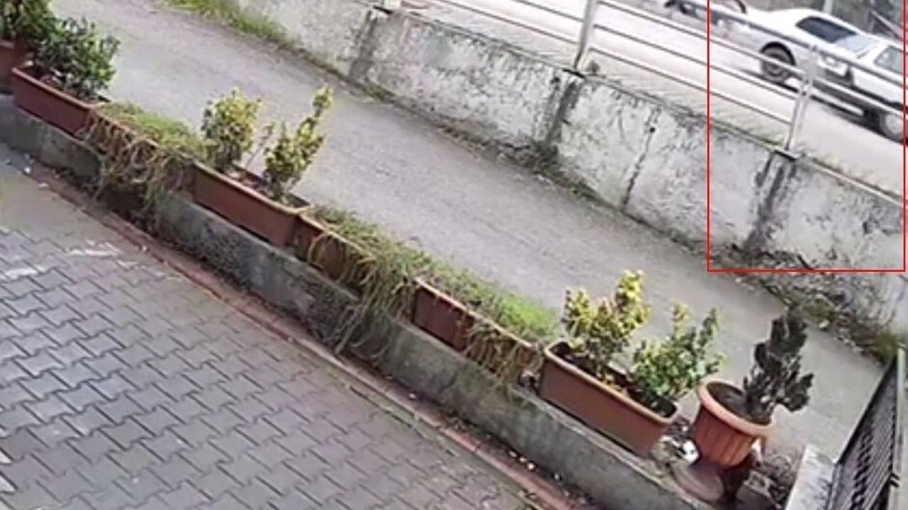 Karabük'te 5000 Evler Köprüsü'nde Kaza: 1 Yaralı, Anlar Kamerada