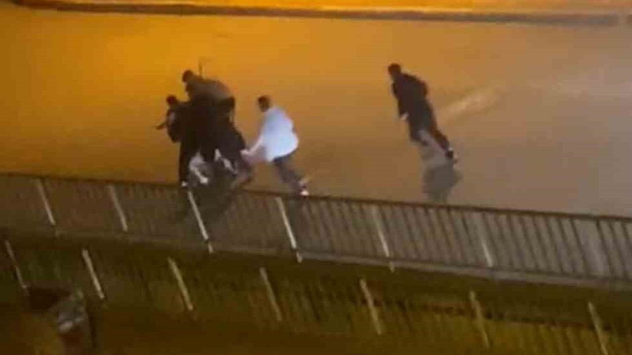 Karabük'te Genç 4 Kişi Tarafından Acımasızca Dövüldü