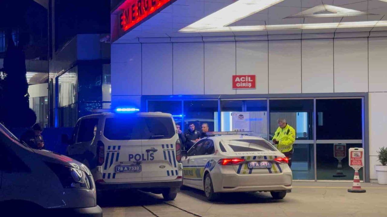 Karabük'te Motosiklet Devrildi: Sürücü Ağır Yaralandı