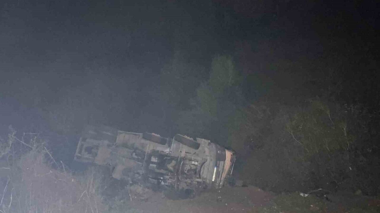 Karabük Yenice'de Beton Mikseri 150 Metrelik Uçuruma Yuvarlandı: 2 Yaralı