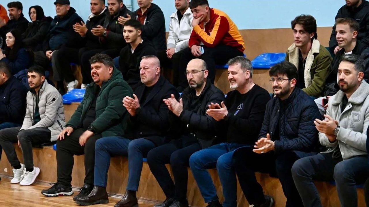 Karacabey'de Ayak Tenisi Şampiyonu Karaca