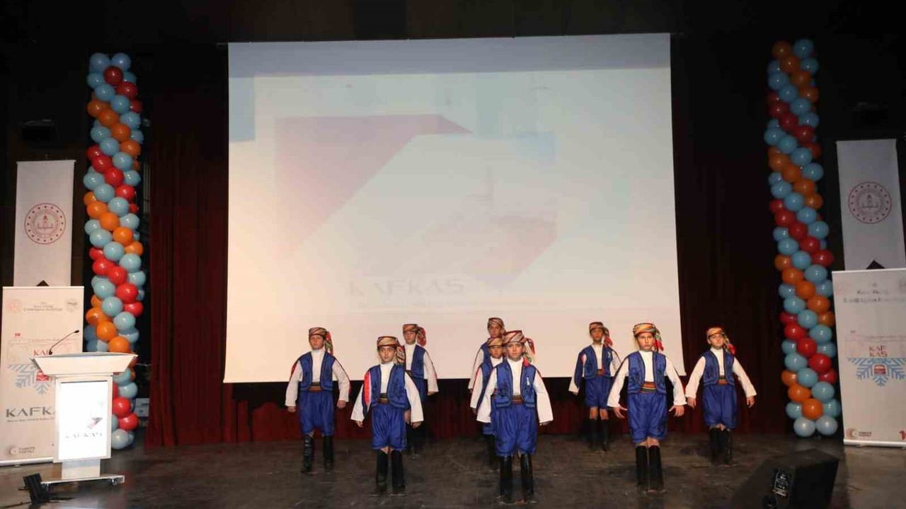 Kars’ta En Çok Kitap Okuyanlara Ödüller Verildi