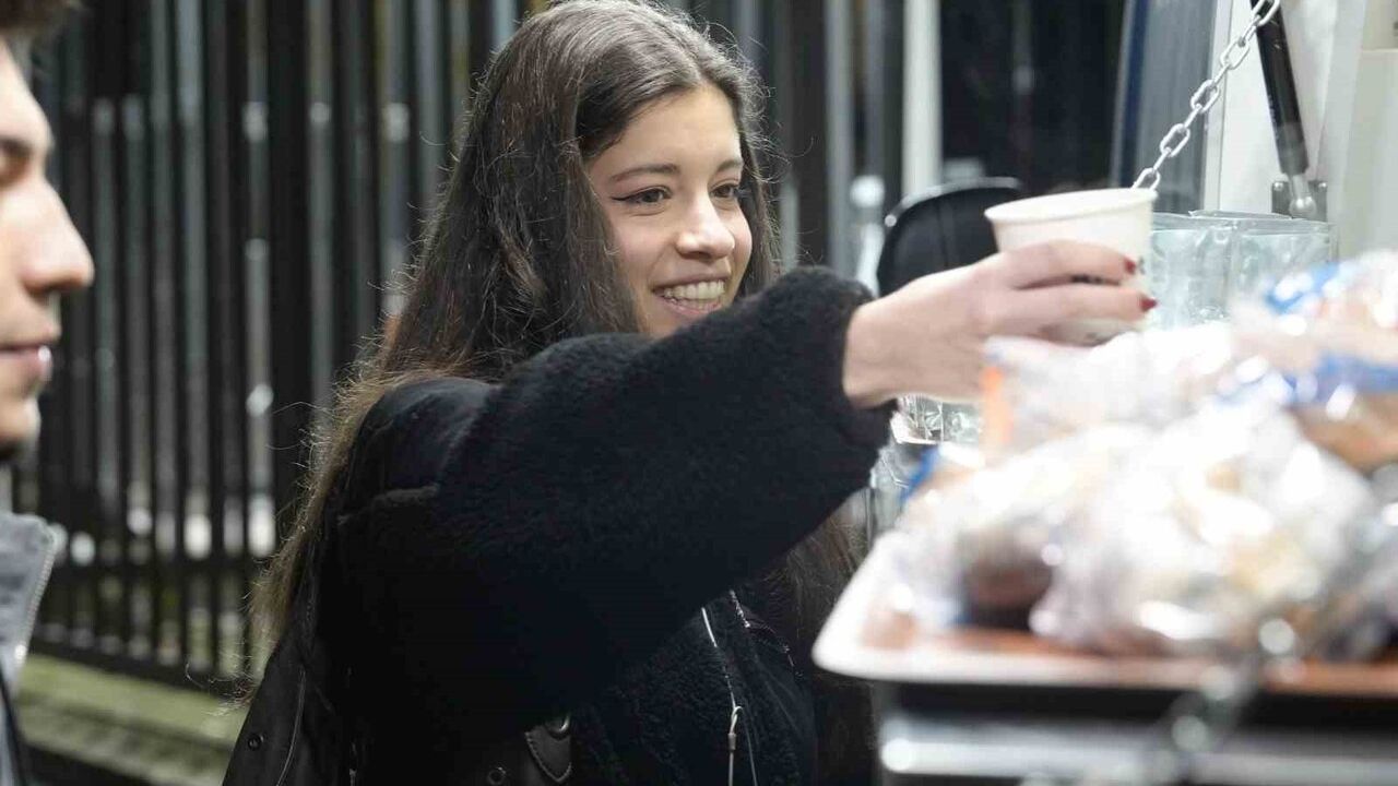 Kartal Belediyesi’nden Sabah Sıcak Çorba İkramı