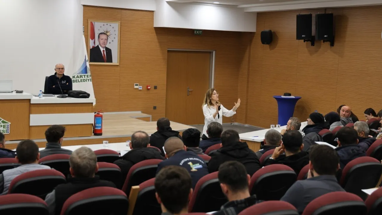 Kartepe Belediyesi Fen İşleri Ekibine İş Güvenliği Eğitimi
