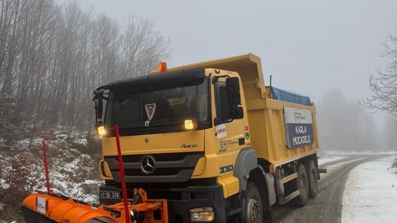 Kartepe Beyaza Büründü: Kartpostallık Kar Manzaraları