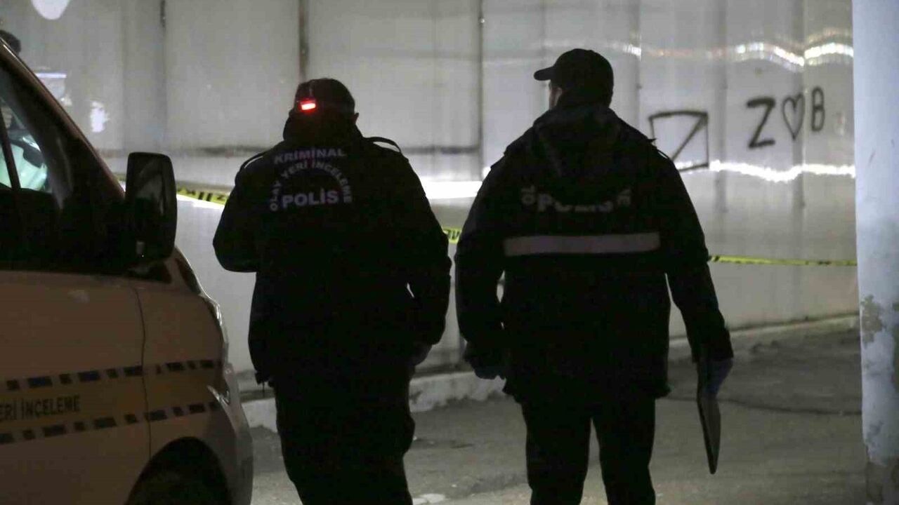 Kastamonu Kuzeykent'te Kavga: 1'i Ağır, 2 Yaralı — 4 Gözaltı