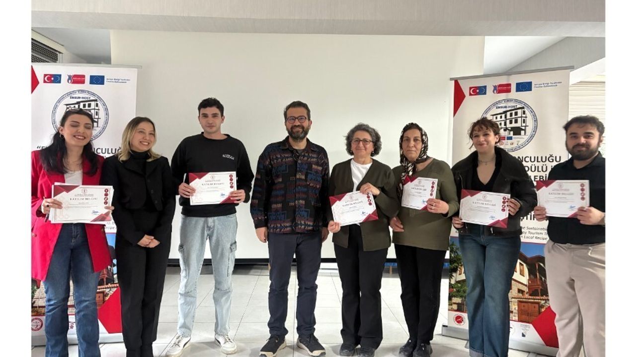 Kastamonu Üniversitesi'nden Bin Kişiye Ev Pansiyonculuğu Eğitimi ve Sertifika