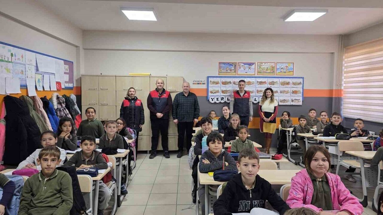 Kavaklı'da İlkokullara Su Verimliliği, Balık ve Sağlıklı Beslenme Eğitimi