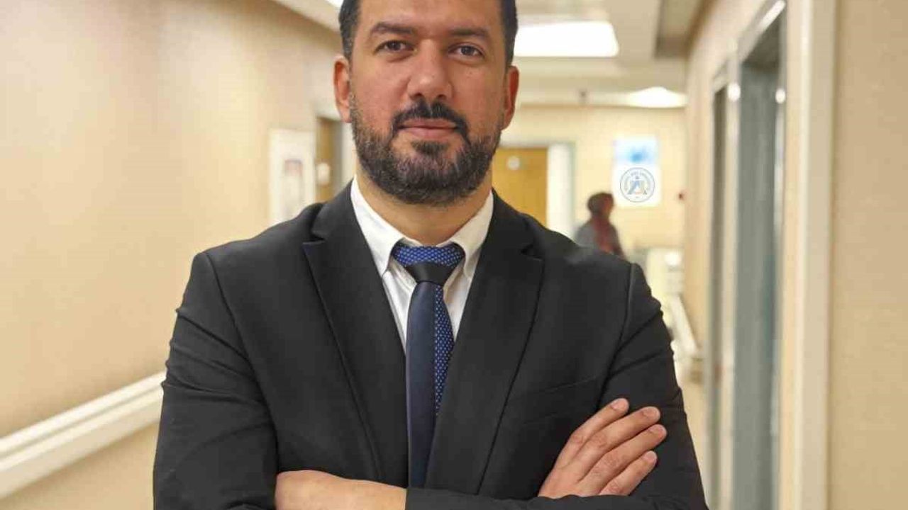 Kayak Sezonu Açıldı: Uzmanlar Burkulma ve Kırıklara Karşı Uyarıyor