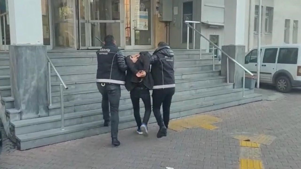 Kayseri'de 15 İlde 20 Aranma Kaydı Olan Şahıs Yakalandı