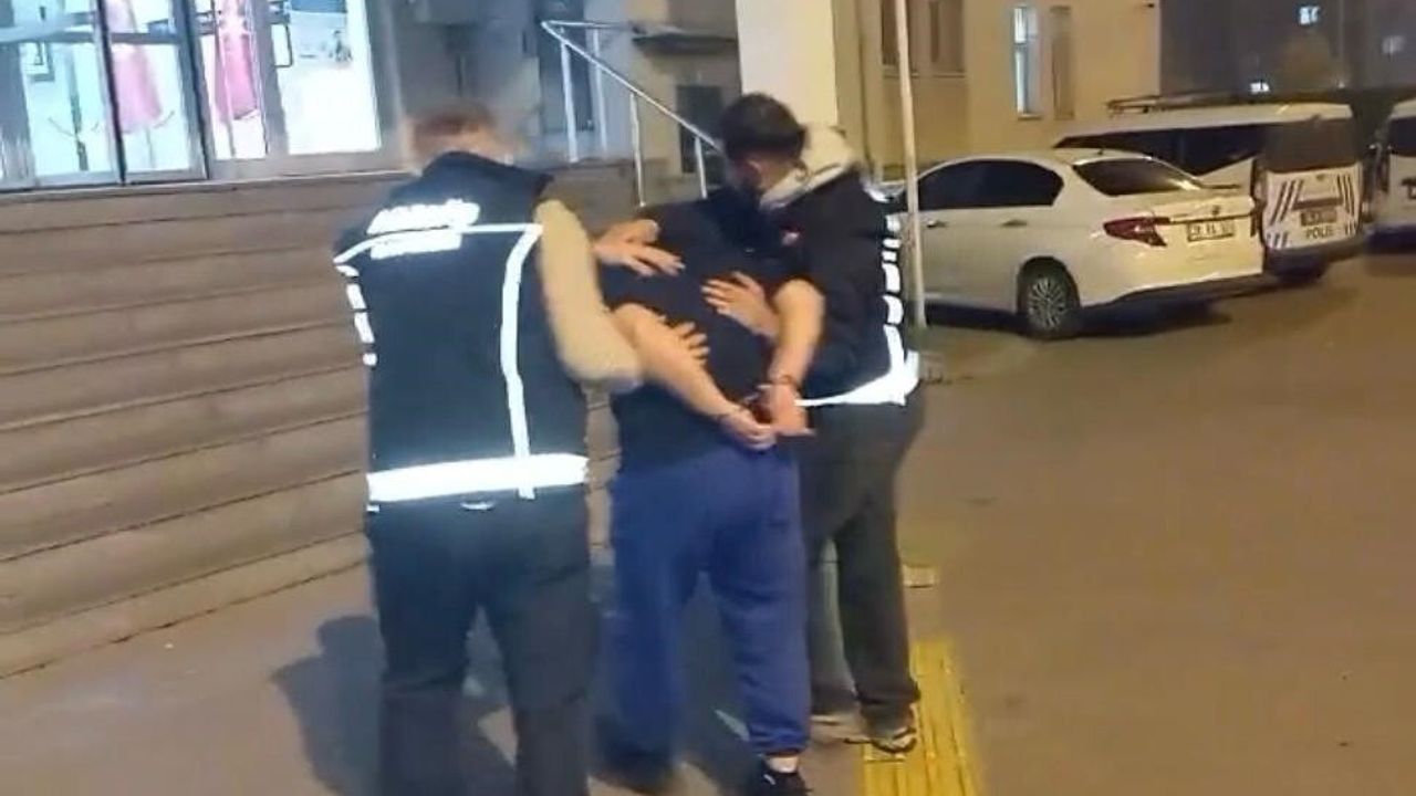 Kayseri'de 'Çocuğun Cinsel İstismarı' Suçundan 12 Yıl Kesinleşmiş Hapisle Aranan K.C.B. Yakalandı