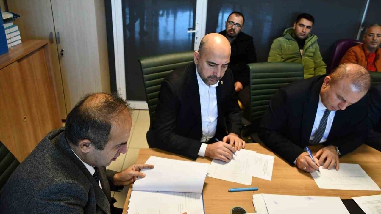 Kayseri Jeotermal Sera OTB İhalesi Yakındoğu Enerji'ye %54,05 İndirimle Verildi