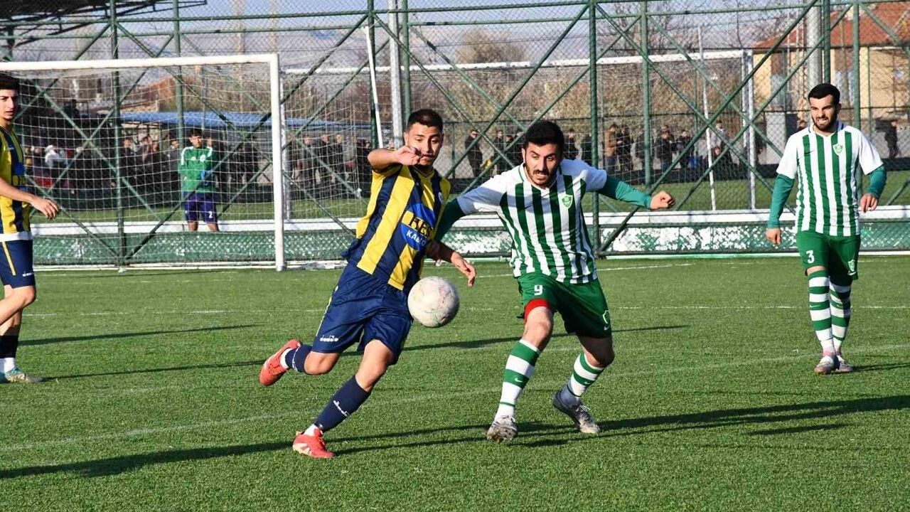 Kayseri Şekerspor, Hacılar Erciyesspor'u Uzatma Gollerıyla 3-2 Yendi