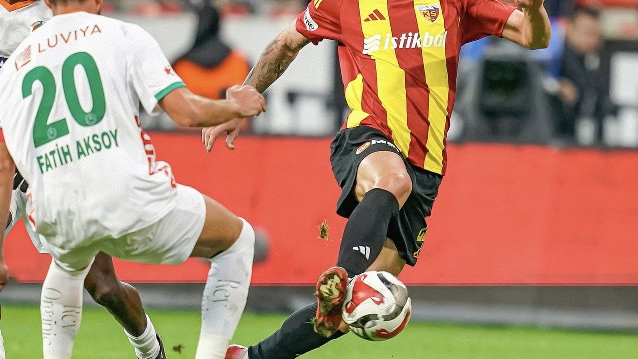 Kayserispor Süper Lig'de Beraberlikte Zirvede: 17 Maçta 9 Beraberlik