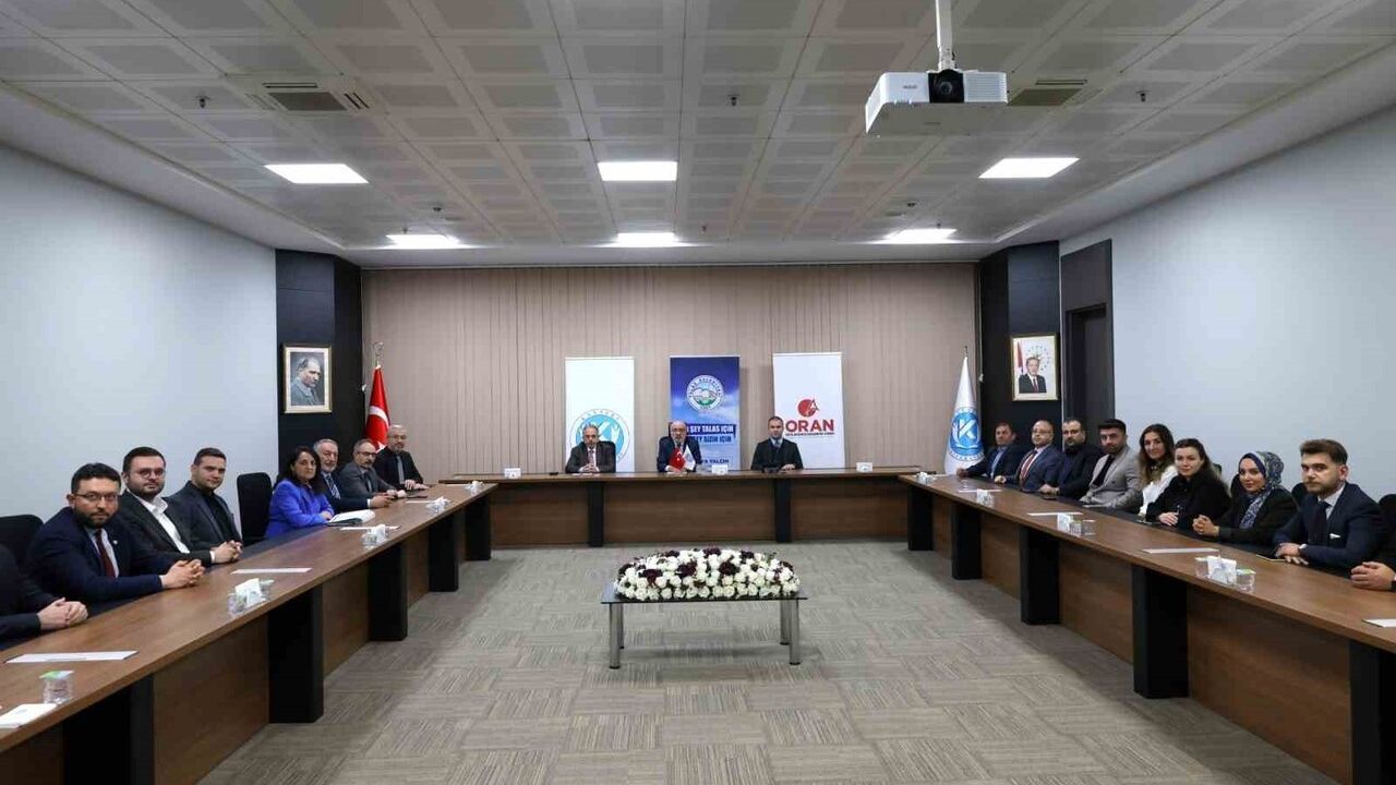 KAYÜ Koordinasyonunda Dijital Görselleştirme ve Tasarım Araçları Eğitimi Tamamlandı