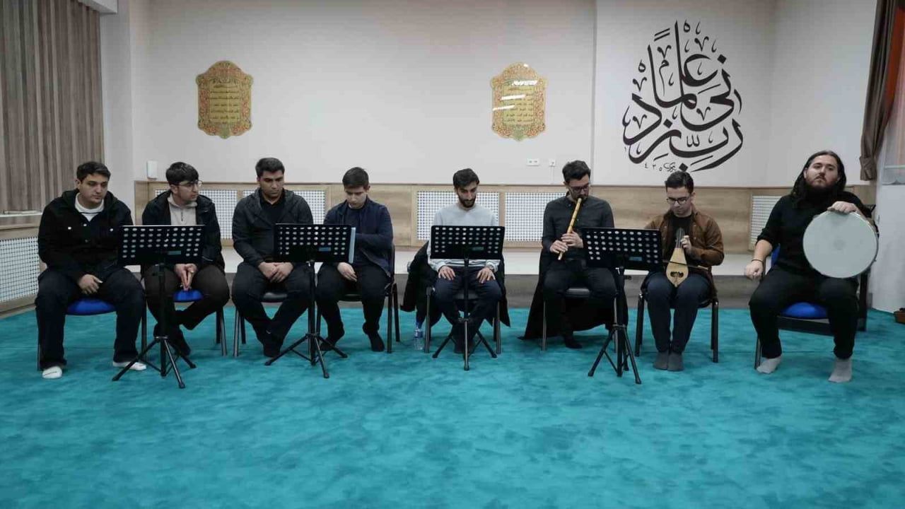 KBÜ Rektörü Kırışık, Arapça Hazırlık Öğrencileriyle Buluştu