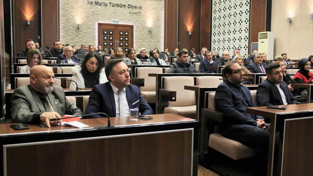 Keçiören Belediyesi'nde Disiplin ve Yetki Devri Eğitimi