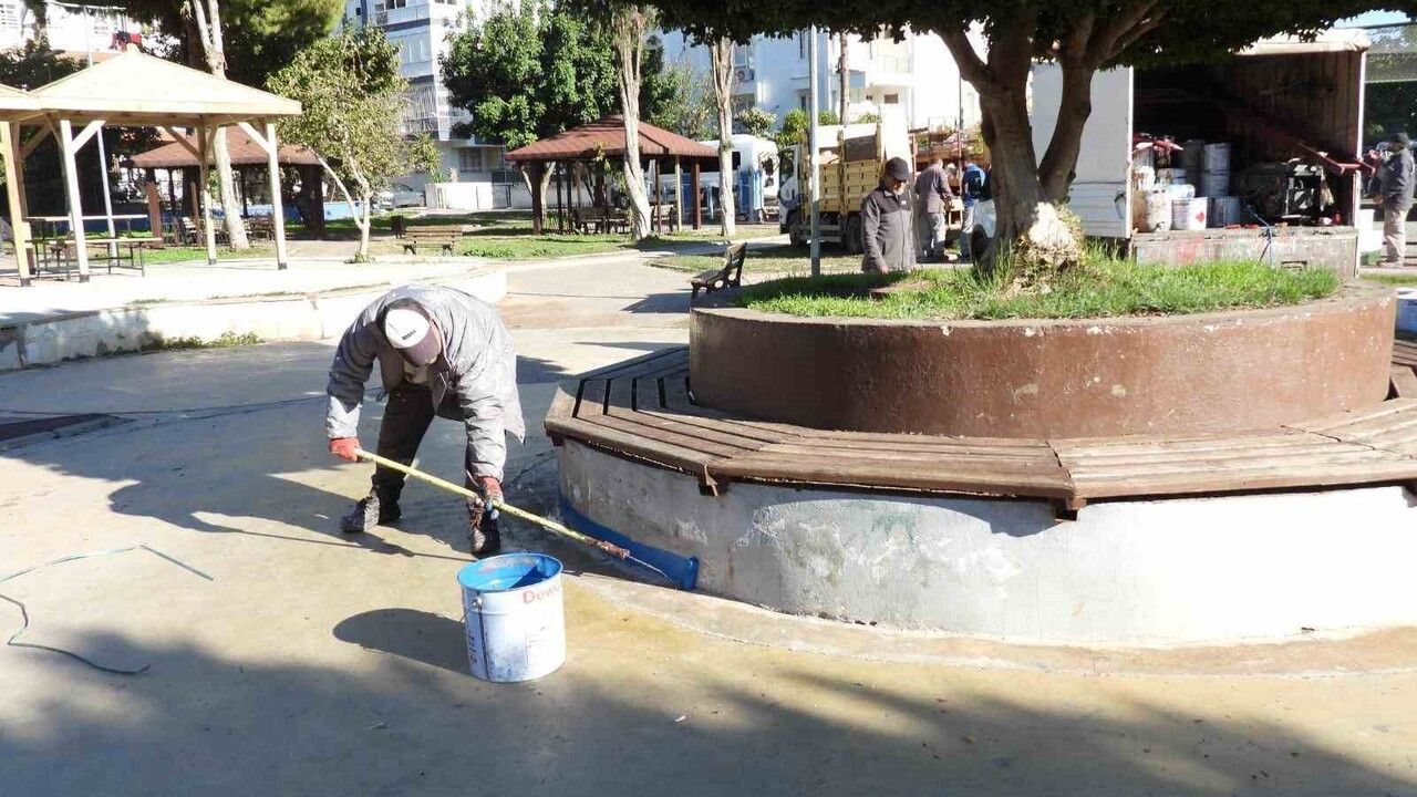 Kepez'de Şehit Öğretmen Sadettin Küçük Parkı Yenilendi