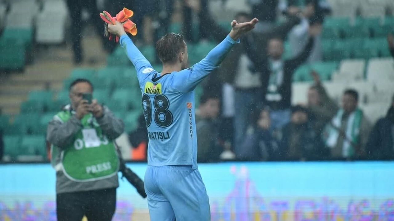 Kerem Matışlı, Bursaspor Kalesinde Güven Veriyor