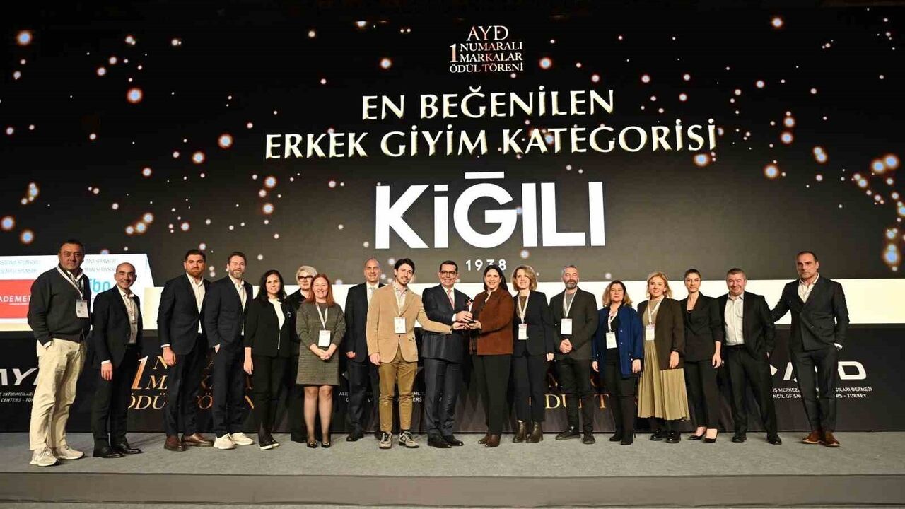 Kiğılı 12. Kez ‘En Beğenilen Erkek Giyim Markası’ Seçildi