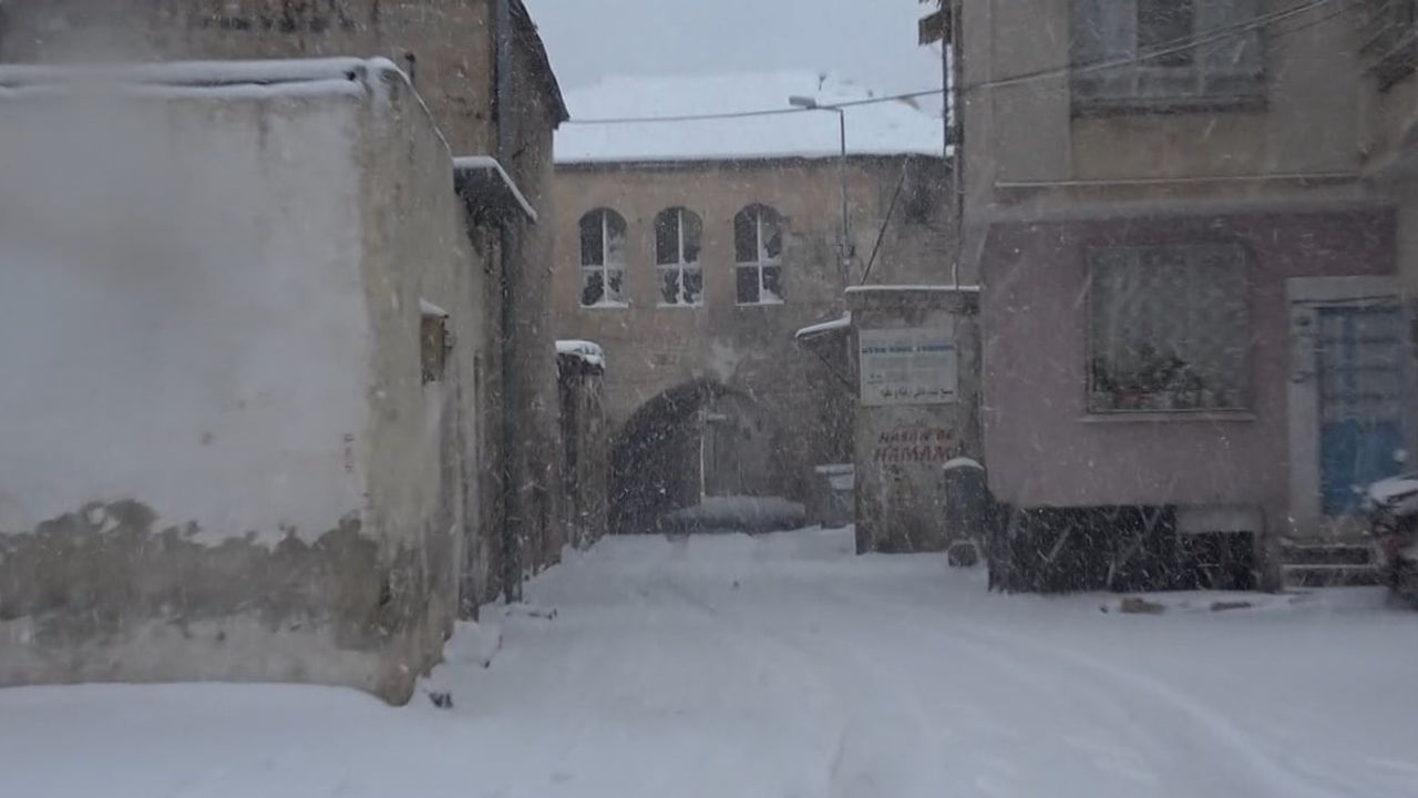 Kilis Beyaza Büründü: Kar Yağışı ve Ulaşımda Tedbirler