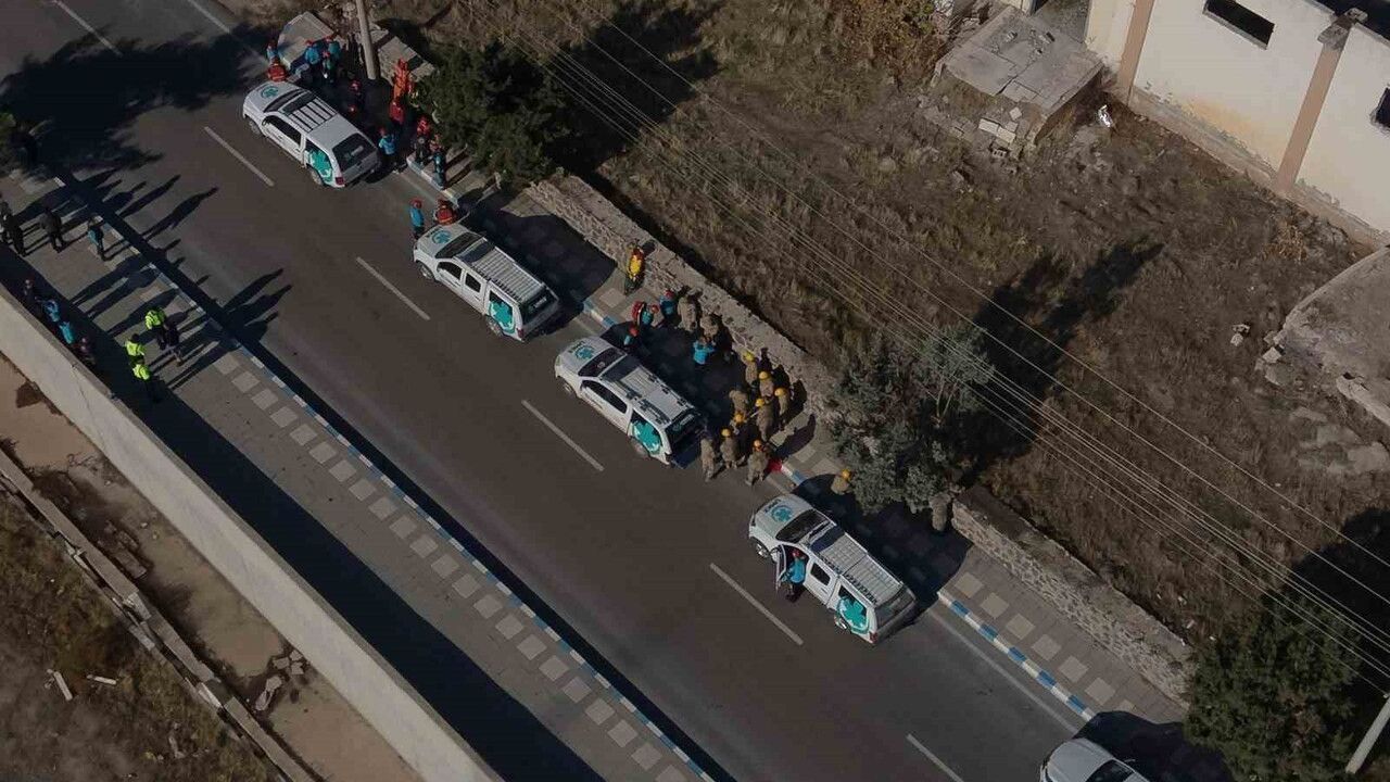 Kilis Deprem Tatbikatı: OSB'de Enkaz Kurtarma ve Yangın Müdahalesi