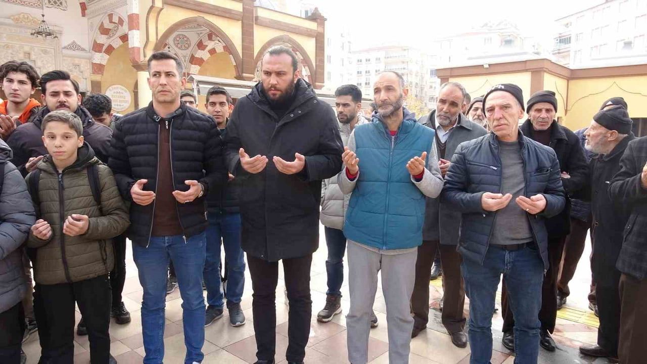 Kilis STK’larından Gazze için 1 Ocak’ta Galata Köprüsü'nde 'İnsanlık Yürüyüşü' çağrısı