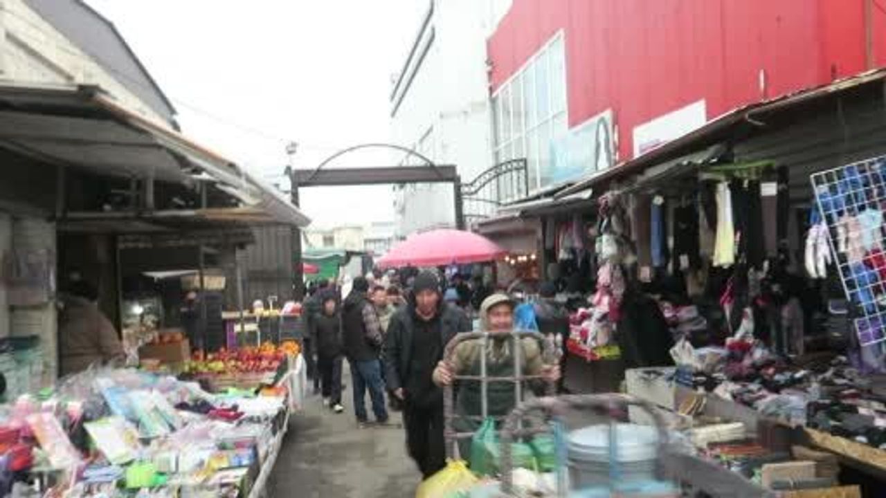 Kırgızistan’da Gulboto: Oş Pazarı’nın Vitamin ve Mineral Kaynağı Toprağı