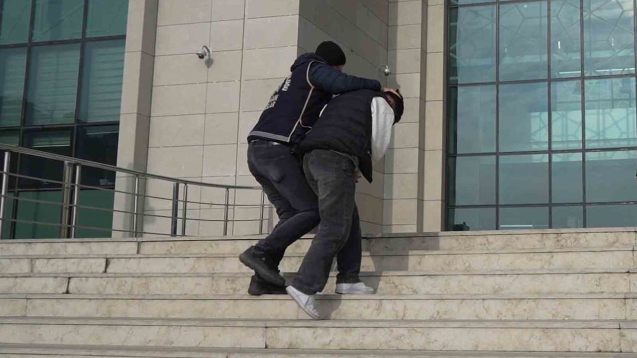 Kırıkkale'de Darp, Gasp ve Şantaj: Çıplak Görüntü İçin 100 Bin TL İstendi