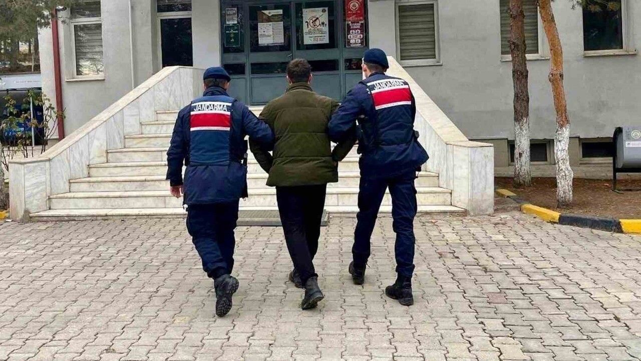 Kırıkkale'de FETÖ, uyuşturucu ve dolandırıcılıktan aranan 4 hükümlü yakalandı