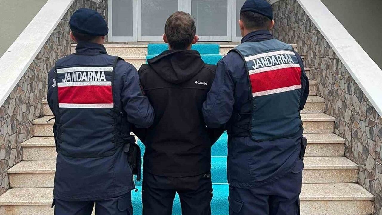 Kırıkkale'de Jandarma Operasyonu: 2 Hükümlü Yakalandı